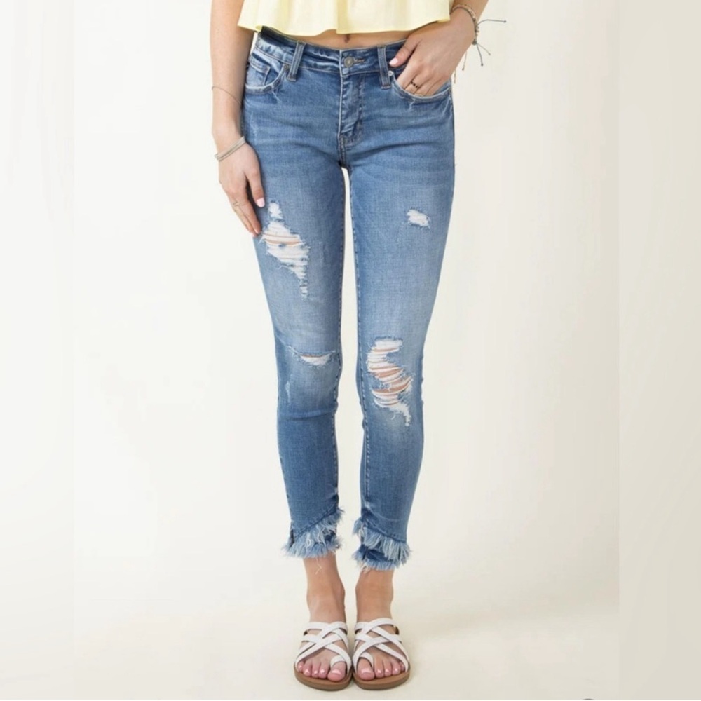 KanCan Mid-Rise Medium Washed Diagonal Frayed Ankle Skinny Blue Jeans Womens NWT